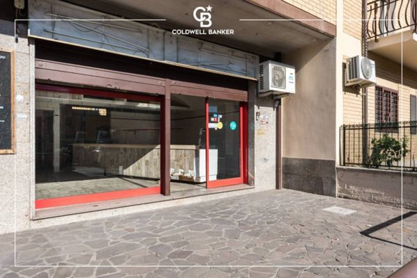 locale commerciale in vendita a Ciampino