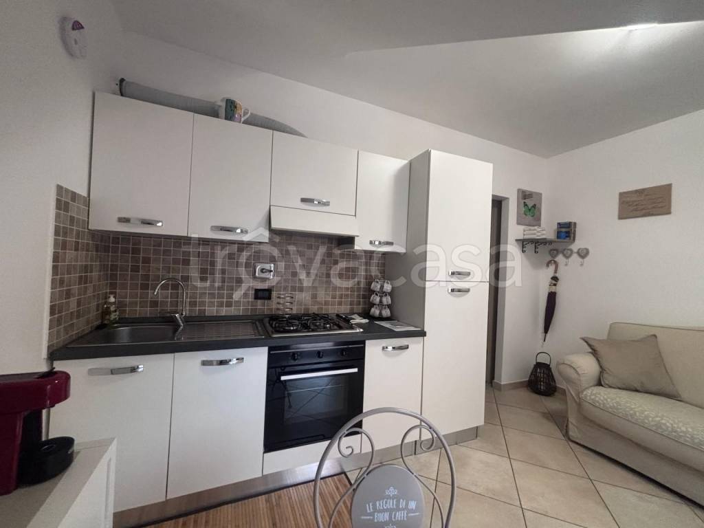 casa indipendente in vendita a Ciampino