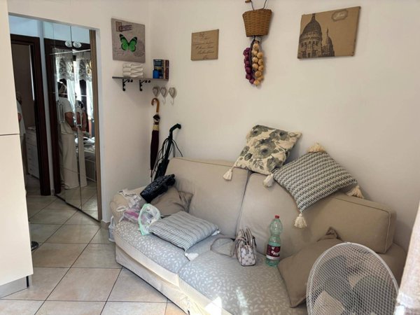 casa indipendente in vendita a Ciampino