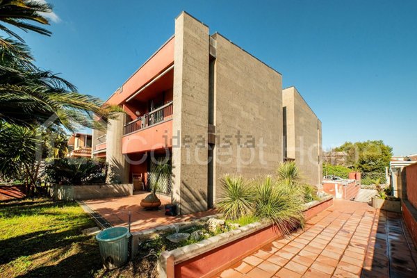 casa indipendente in vendita a Ciampino