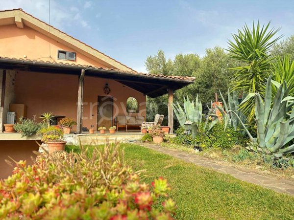 casa indipendente in vendita a Ciampino