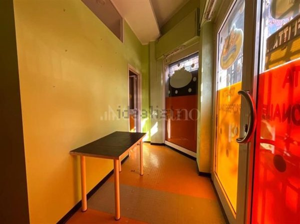 locale commerciale in vendita a Ciampino