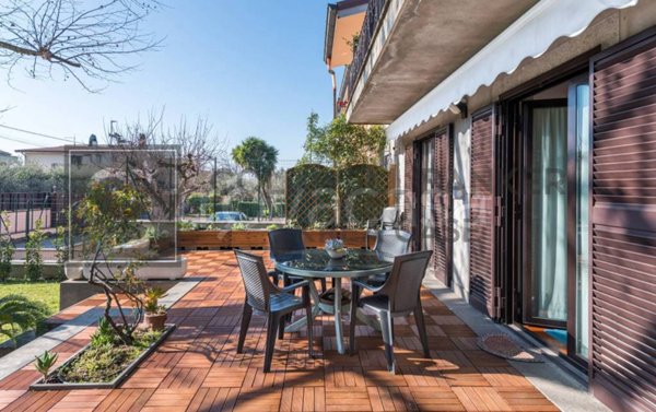 casa indipendente in vendita a Ciampino