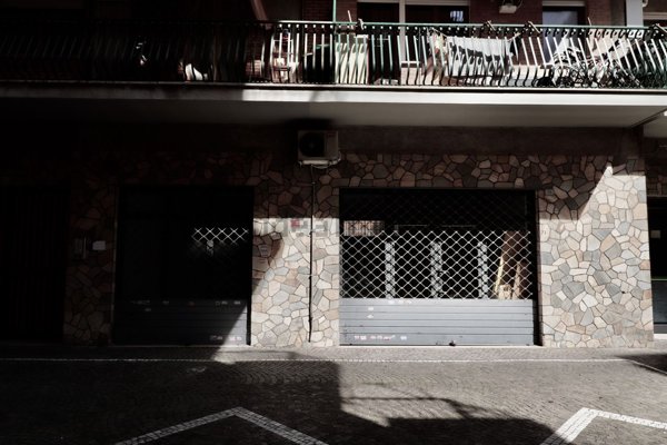 locale commerciale in vendita a Ciampino