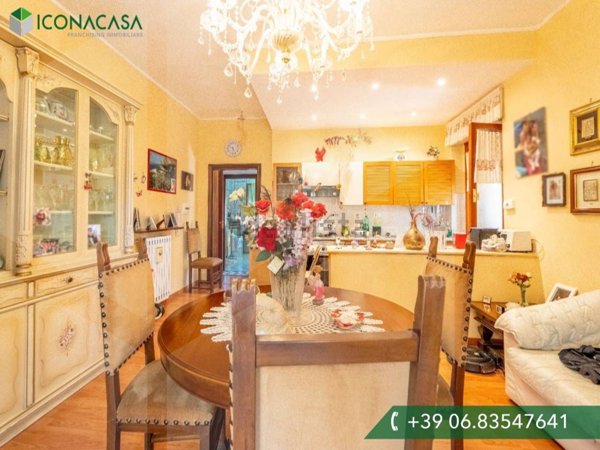 casa indipendente in vendita a Ciampino