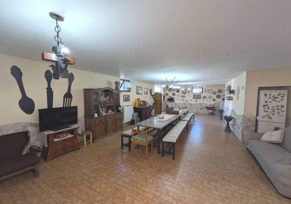 casa indipendente in vendita a Ciampino