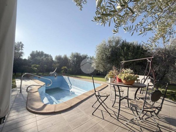 casa indipendente in vendita a Ciampino