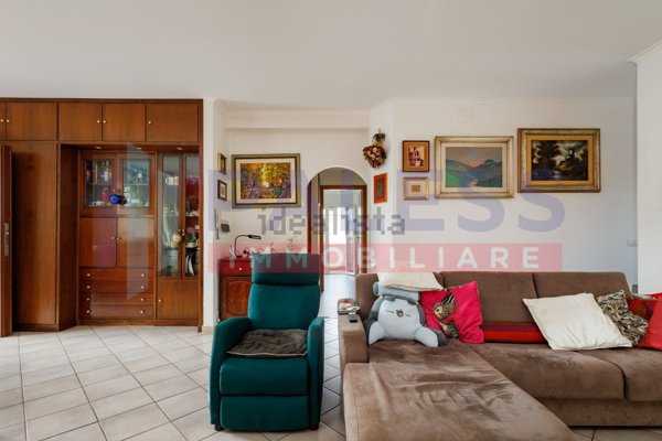 casa indipendente in vendita a Ciampino