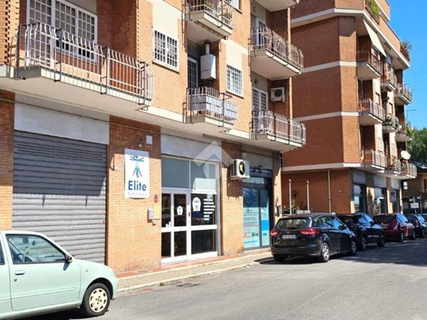 negozio in vendita a Ciampino