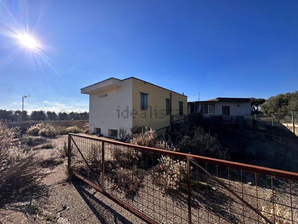 casa indipendente in vendita a Ciampino