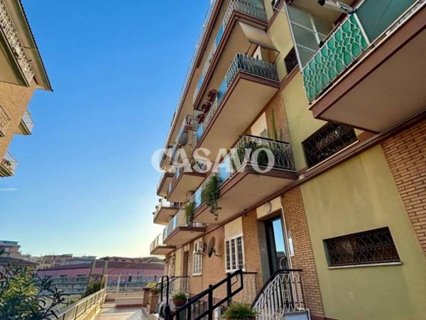 appartamento in vendita a Ciampino in zona Acqua Sotterra