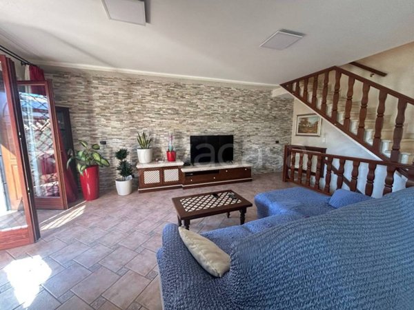 casa indipendente in vendita a Ciampino