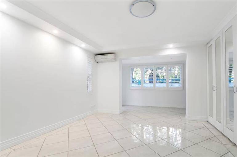 casa indipendente in vendita a Ciampino