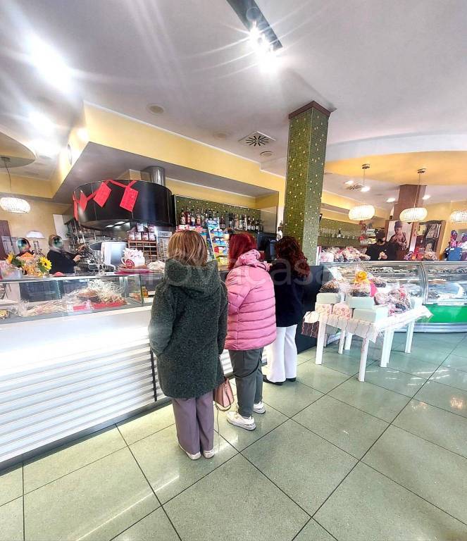 negozio in vendita a Ciampino