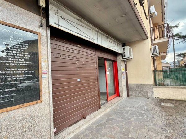 negozio in vendita a Ciampino
