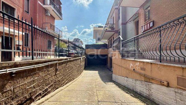 negozio in vendita a Ciampino