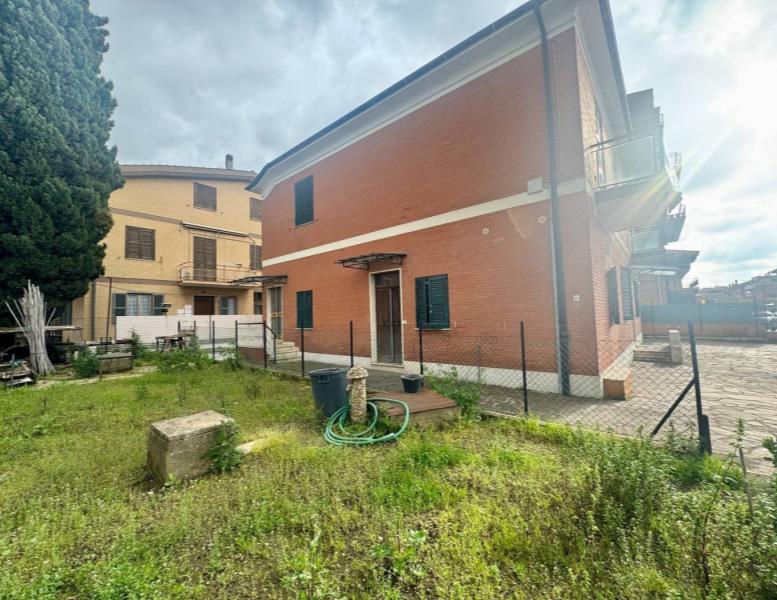 intera palazzina in vendita a Ciampino