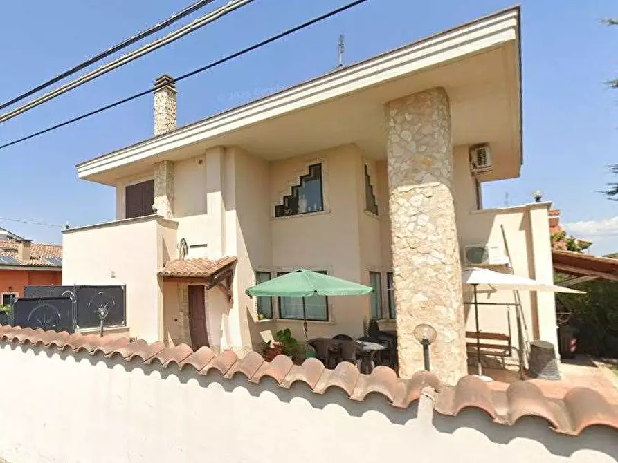 casa indipendente in vendita a Ciampino