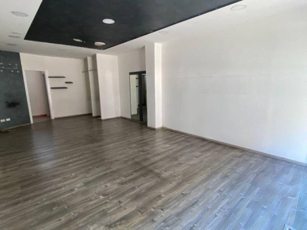 negozio in vendita a Ciampino