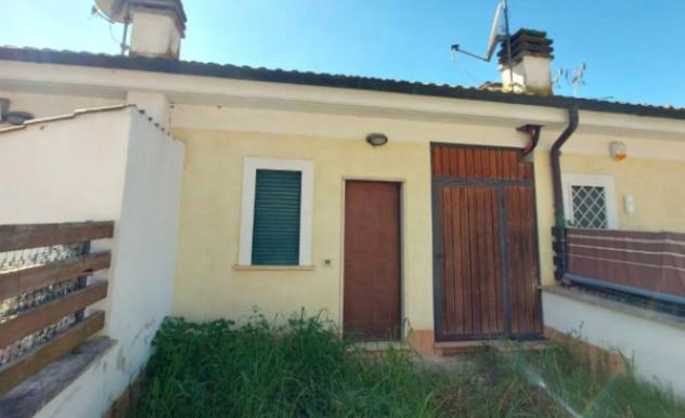 casa indipendente in vendita a Ciampino