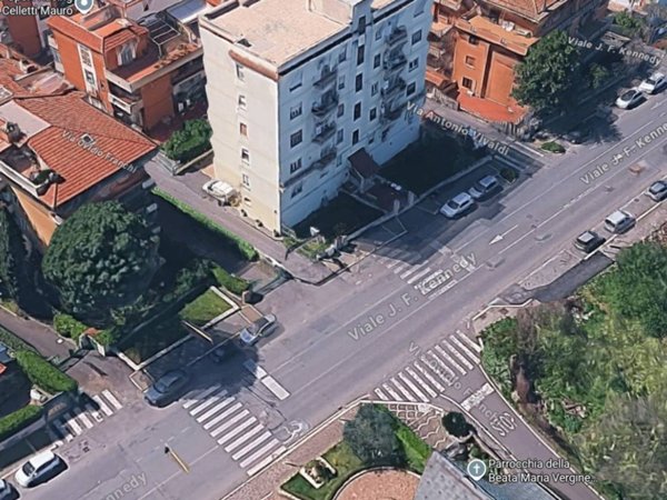 ufficio in vendita a Ciampino