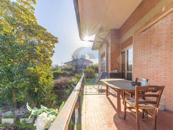 casa indipendente in vendita a Ciampino