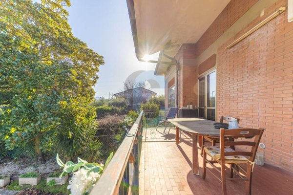 casa indipendente in vendita a Ciampino