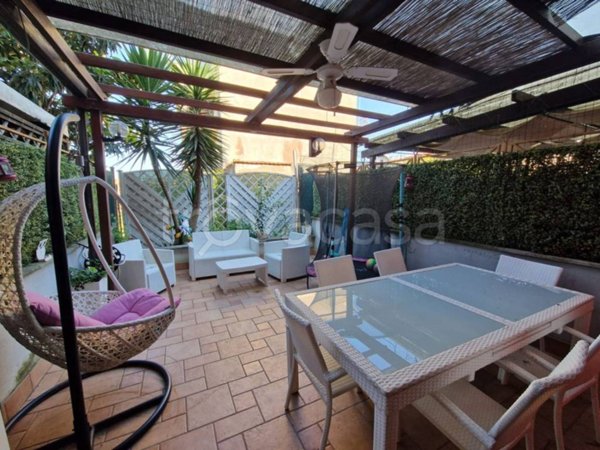 casa indipendente in vendita a Ciampino