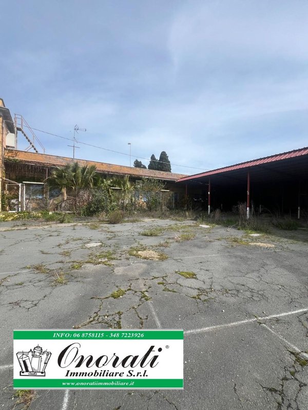 capannone in vendita a Ciampino