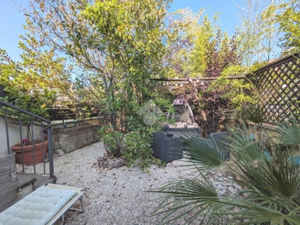 casa indipendente in vendita a Ciampino