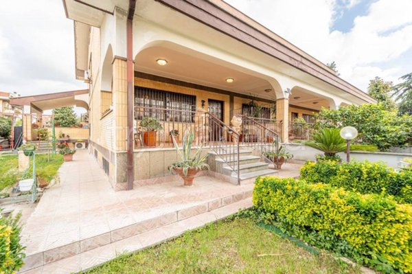 casa indipendente in vendita a Ciampino