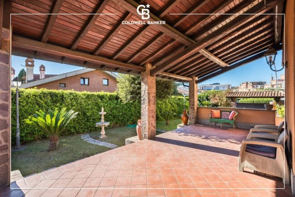 casa indipendente in vendita a Ciampino