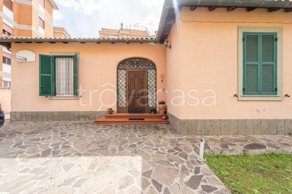 casa indipendente in vendita a Ciampino