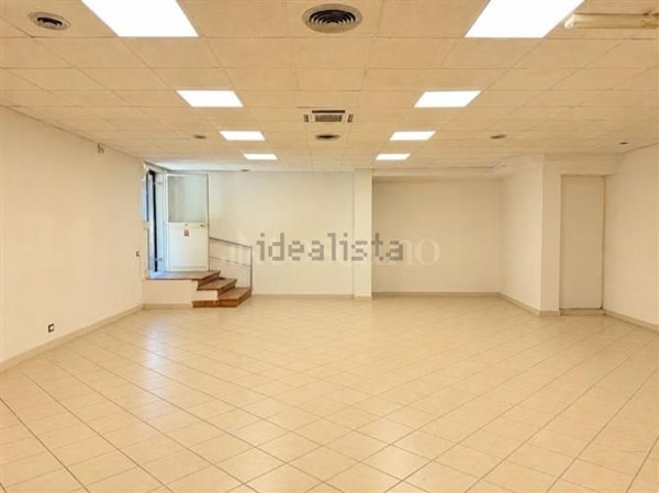 negozio in vendita a Ciampino