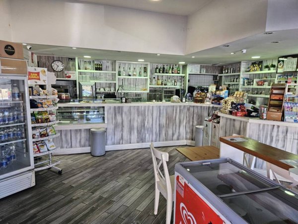 negozio in vendita a Ciampino