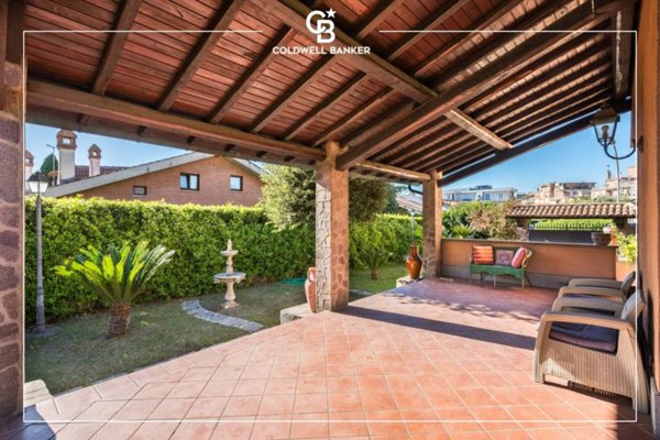 casa indipendente in vendita a Ciampino