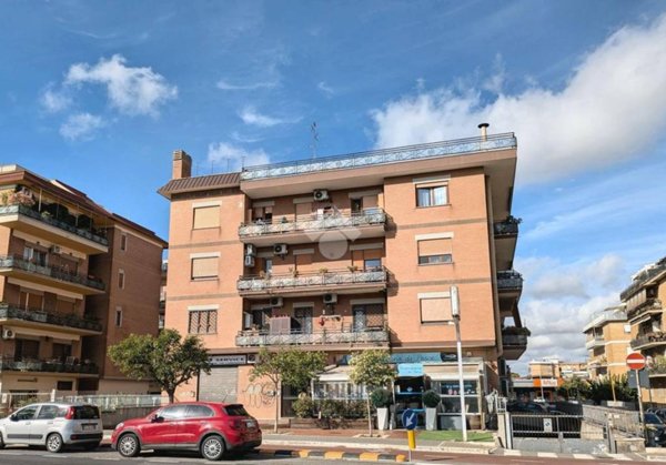 appartamento in vendita a Ciampino in zona Acqua Sotterra