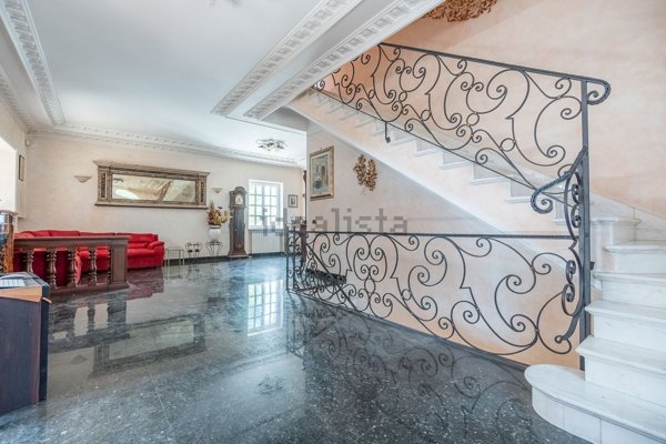 casa indipendente in vendita a Ciampino