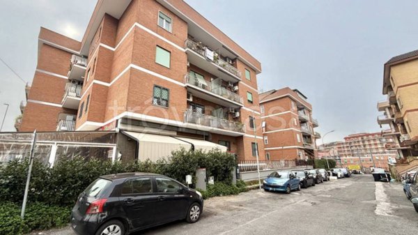 appartamento in vendita a Ciampino in zona Acqua Sotterra