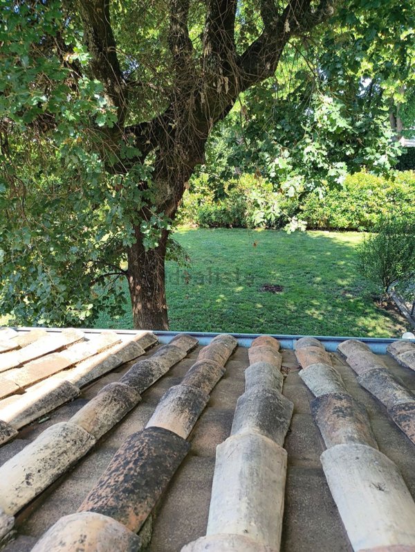 casa indipendente in vendita a Ciampino in zona Acqua Sotterra