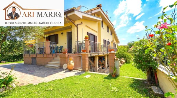 casa indipendente in vendita a Ciampino