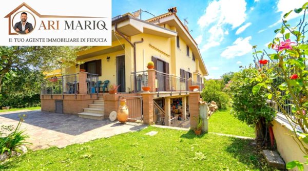 casa indipendente in vendita a Ciampino