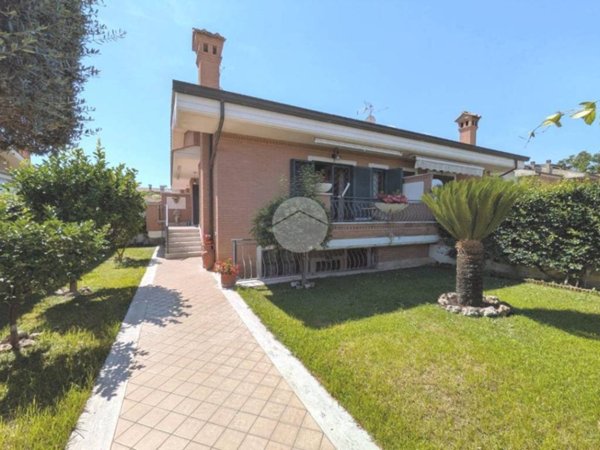casa indipendente in vendita a Ciampino