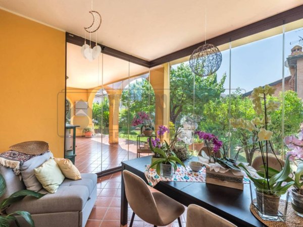 casa indipendente in vendita a Ciampino