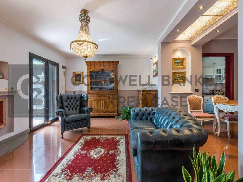 casa indipendente in vendita a Ciampino