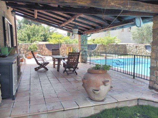 casa indipendente in vendita a Ciampino