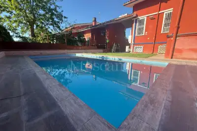 casa indipendente in vendita a Ciampino
