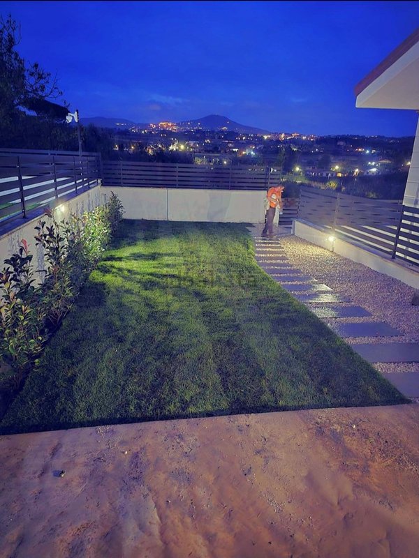 casa indipendente in vendita a Ciampino in zona Acqua Sotterra