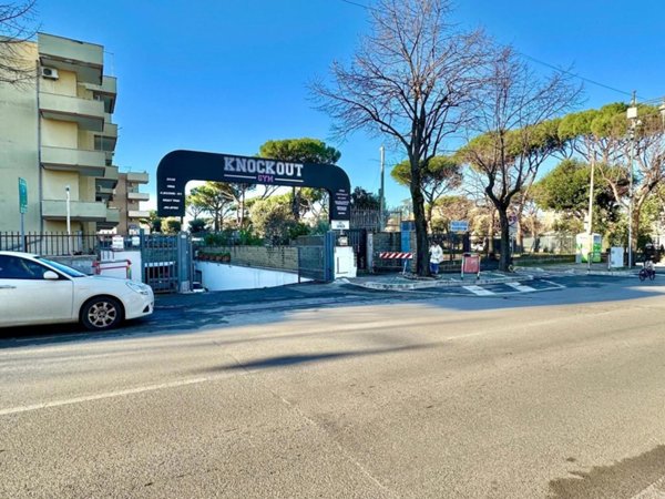 box auto in vendita a Ciampino
