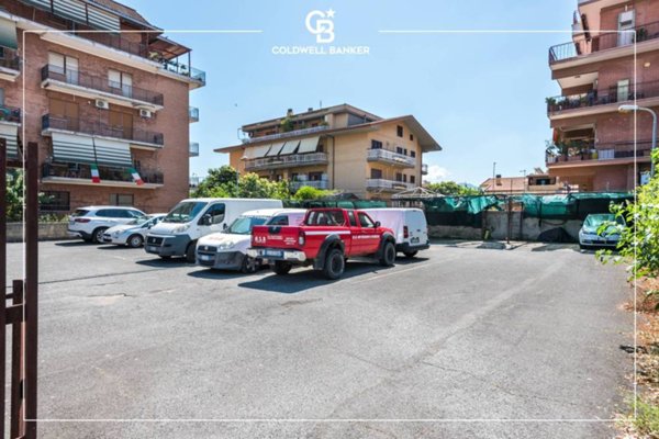 box auto in vendita a Ciampino